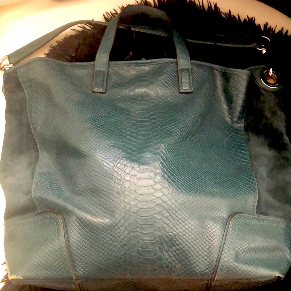 Rare Coach New York Hadley Exotic